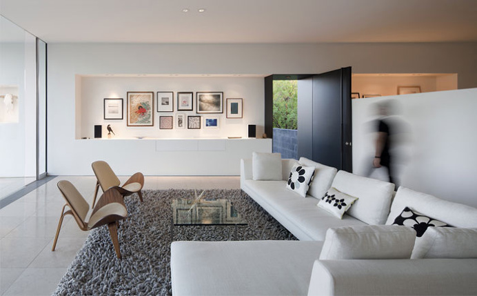 Dialogue House