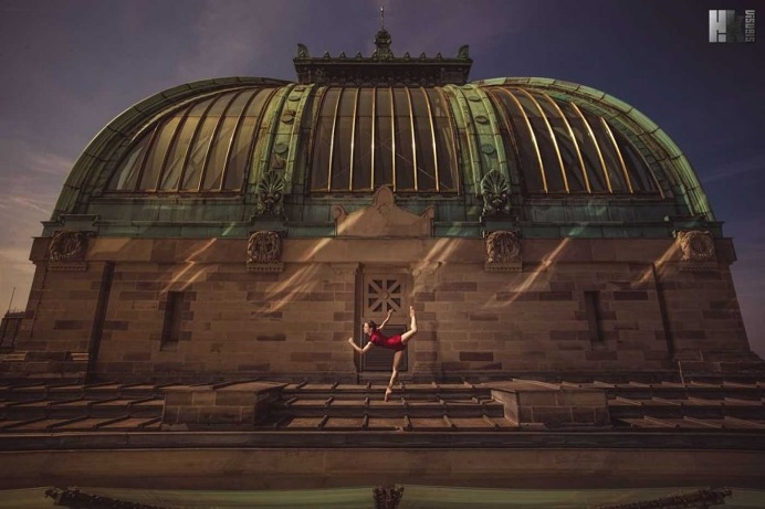 InMotion: Dance and Action Photography by Haze Kware