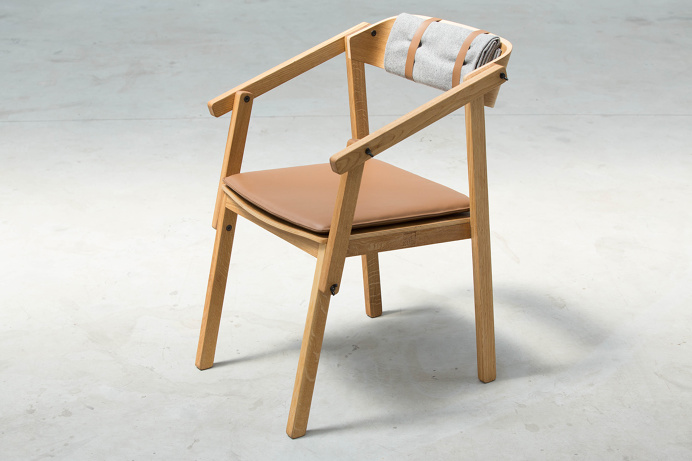 Atelier Chair