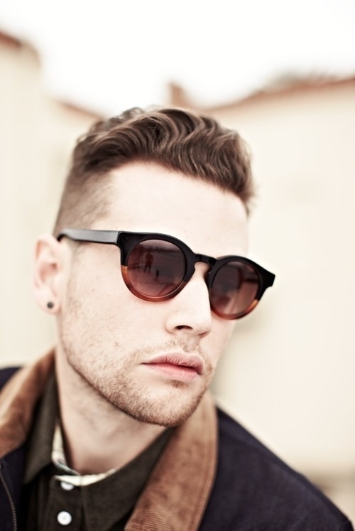 tumblr_mpyncqfgza1qgu351o1_500.jpg (500×747) #glasses #sun