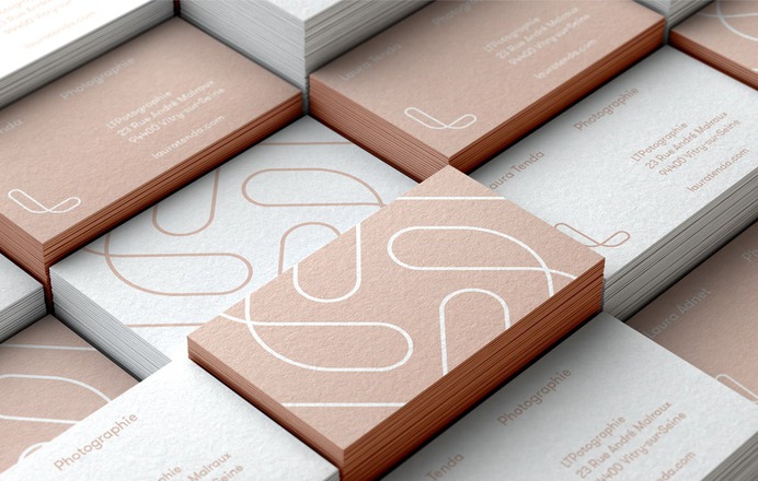 Laura Tenda Identity - Mindsparkle Mag Thømas Adnet is the designer of Laura Tenda´s brand identity. She is a French photographer who wanted to have a single identity design, modern and strong at the same time. #logo #packaging #identity #branding #design #color #photography #graphic #design #gallery #blog #project #mindsparkle #mag #beautiful #portfolio #designer