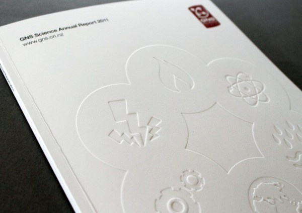 Best Awards Scenario Communications. / GNS Science Annual Report 2011 #editorial #book
