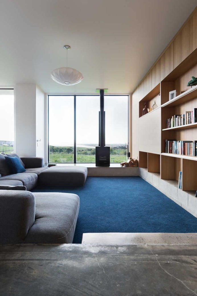 living room / Red Architecture