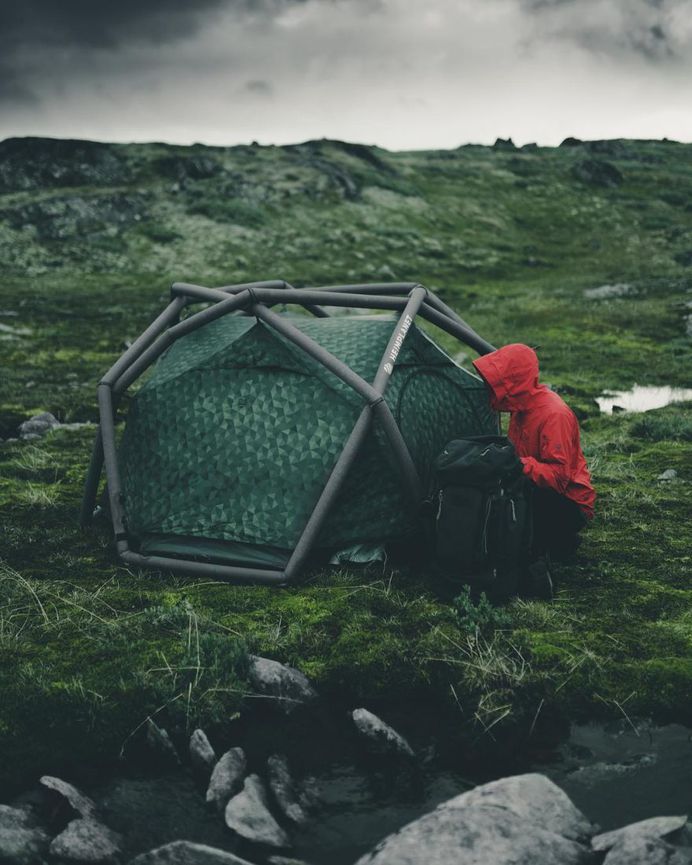 Moody and Cinematic Adventure Photography by Simon von Broich