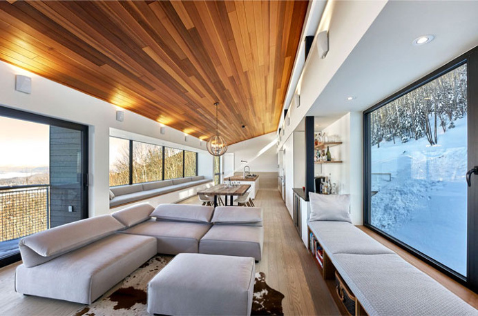 Ski Chalet by Robitaille.Curtis - #architecture, #house, #home, #decor, #interior, #homedecor,