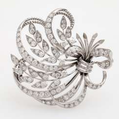 Brooch studded with 53 diamonds