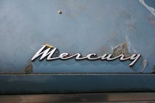108299220_78e29dcd19_o.jpg (900×600) #logo #lettering #car