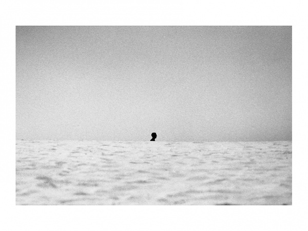 tumblr_m68n14iueb1qz6f9yo1_1280.jpg (864×648) #sea #black #white #summer