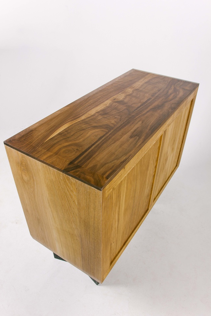 Dresser Dusty Drawers Fly Massive Millworks #fly-massive-millworks #wood #furniture #interior #design #modernism #artisan #woodworking #oak