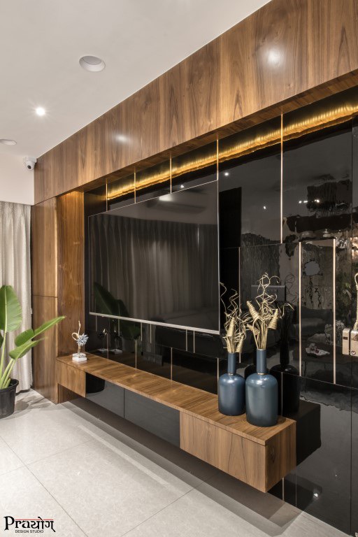 Classically Sophisticated – Apartment Interiors