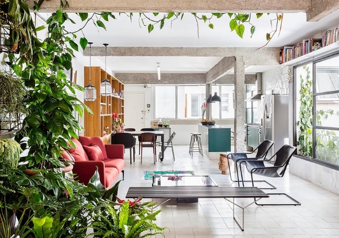 Stylish Brazilian Flat
