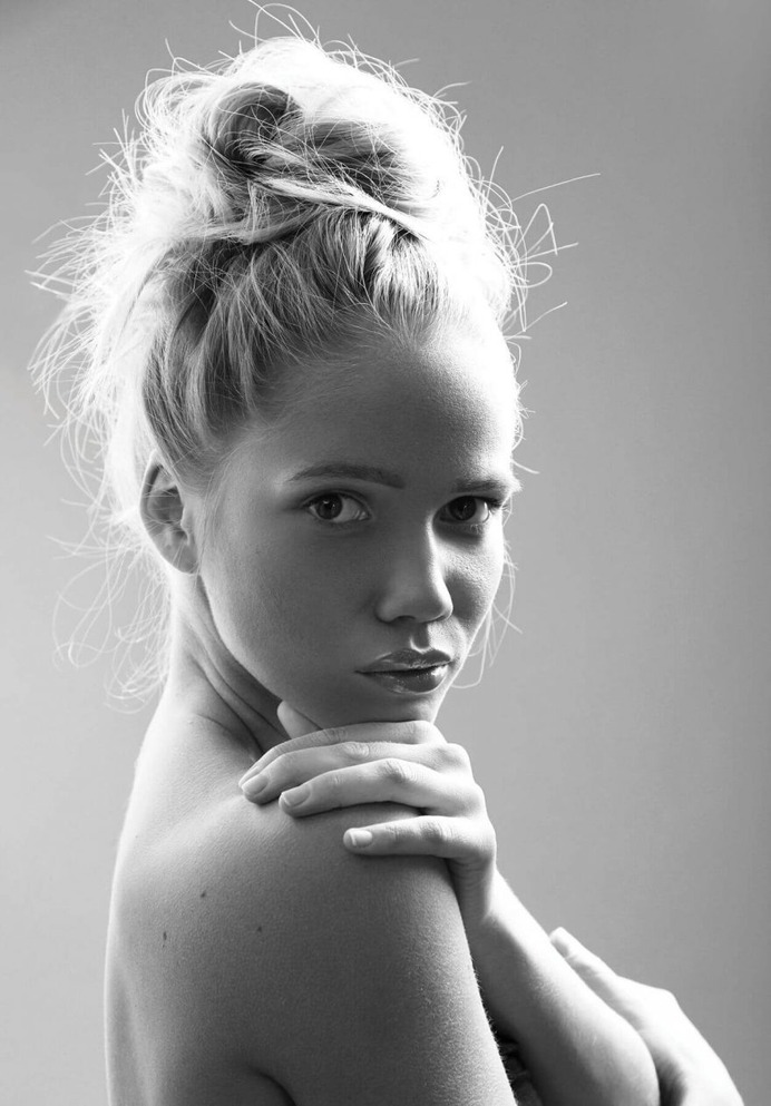 Gorgeous Beauty and Lifestyle Portraits by Samuel Zlatarev