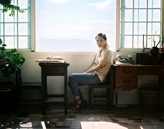 Buamai - All sizes | 03-000002 | #window #photography #girl