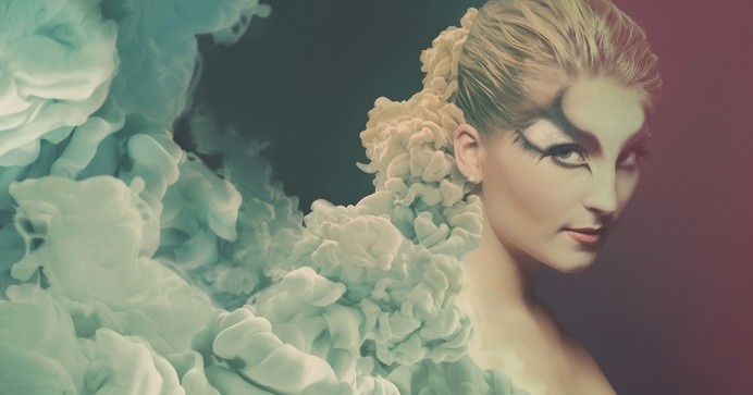 Smokey ink plume transitioning into beauty portrait #beauty #ink #smoke #pink #plume #photo #photography #green