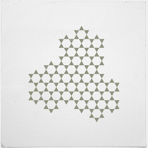 #304 Cluster – A new minimal geometric composition each day