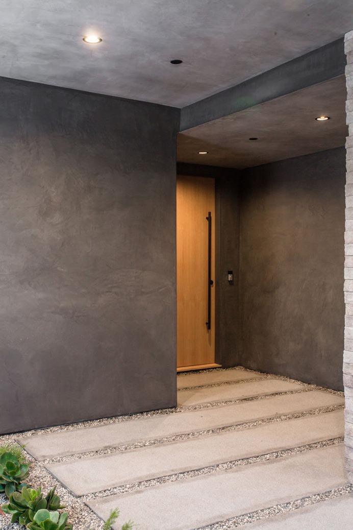 A New Contemporary Home Has A Backyard Guest Suite And A Sunken Outdoor Lounge