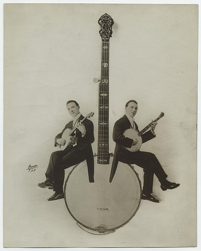 [Banjo players.] | Flickr - Photo Sharing! #old #players #photogra #banjo #vintage #instrument