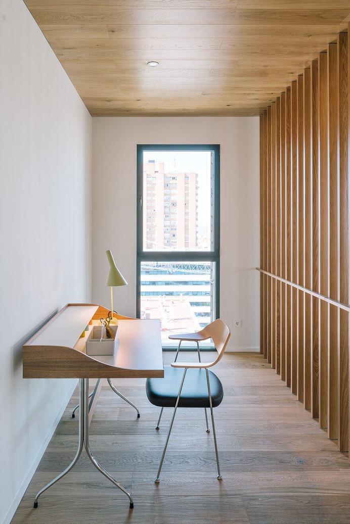 Castellana Apartment in Madrid Renovated by Zooco Estudio