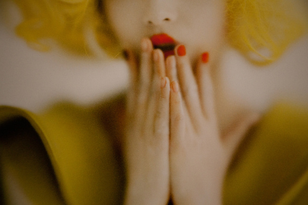 © Tim Walker [detail] #red #surprise #photo #yellow #lips #fear #hair #nails