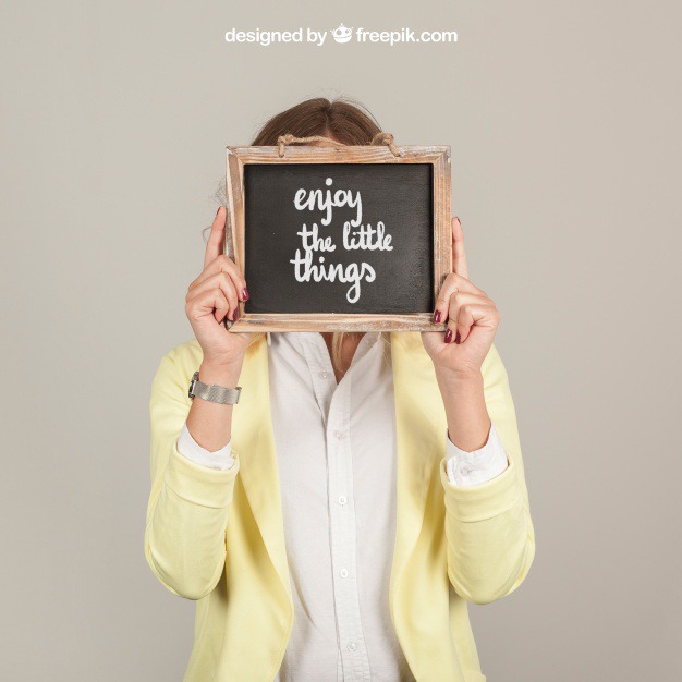 Woman holding slate in front of face Free Psd. See more inspiration related to Mockup, Template, Woman, Girl, Quote, Face, Happy, Presentation, Chalkboard, Mock up, Chalk, Drawing, Female, Young, Up, Happy face, Women face, Holding, Showcase, Stylish, Slate, Front, Mock, Joyful, Presenting and Showing on Freepik.