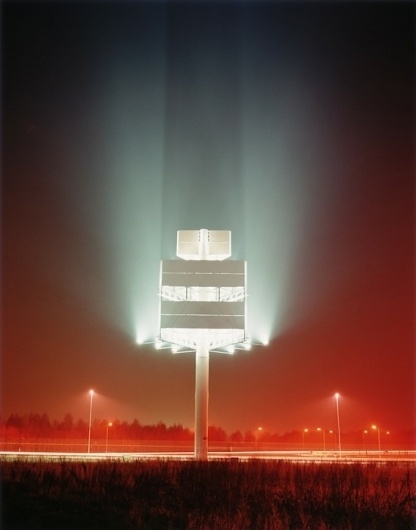 Dan Holdsworth | Fubiz™ #foggy #lighting #field