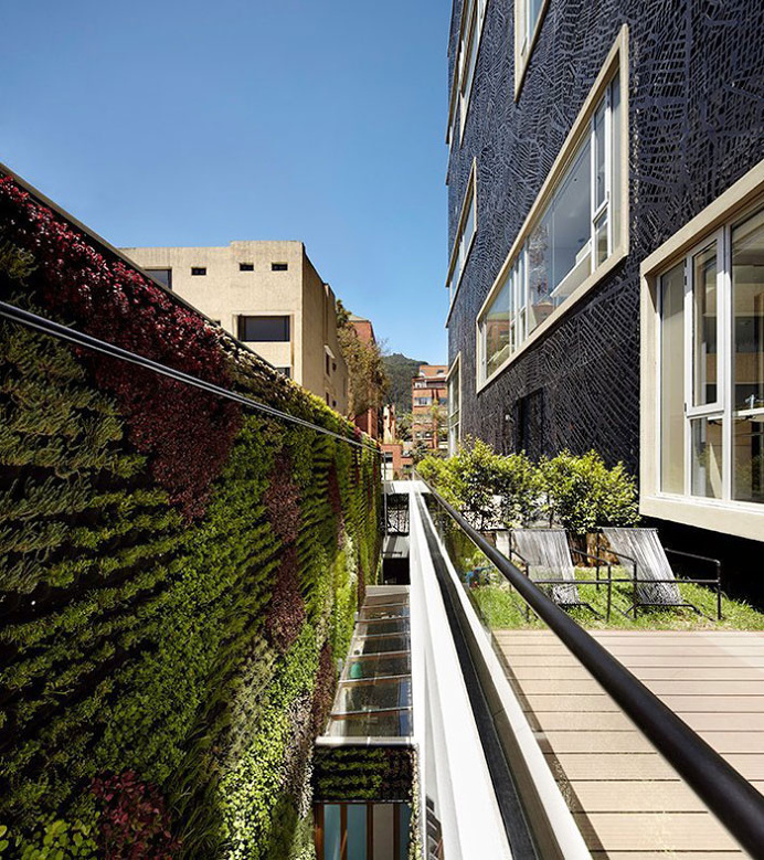 Chic Hotel by plan:B Arquitectos