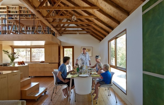 Chicory kiln converted into a family beach home