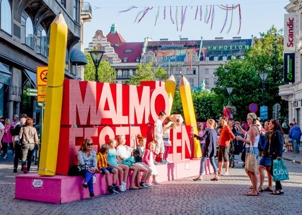 Malmxc3xb6 Festival 2013 on Behance #snask #handmade #paper