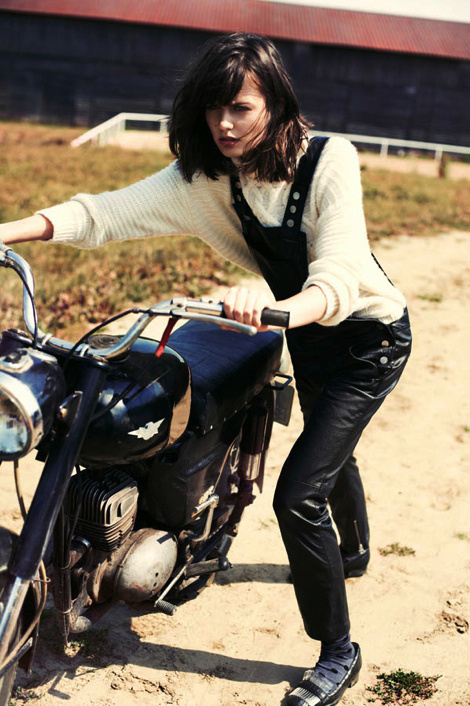 Marta Dyks for Elle Poland #model #girl #photography #bike #fashion