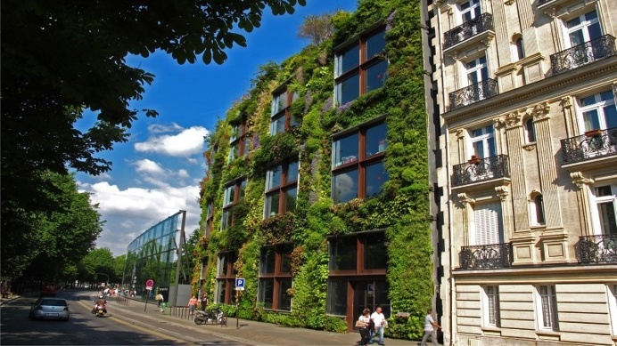 Sustainable Houses