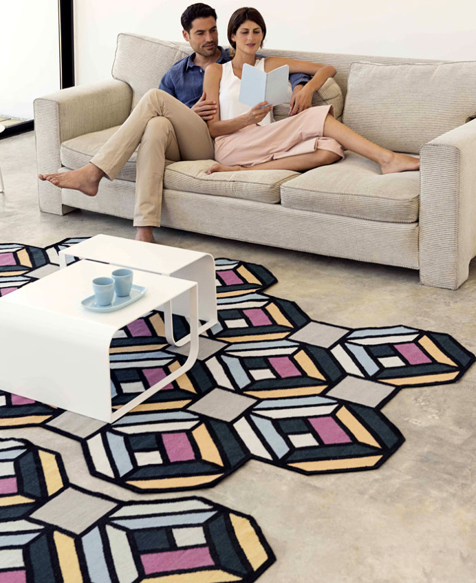Visual Effects and Geometric Puzzle in the Latest GAN Kilim Collection - InteriorZine #floor #rugs #carpets