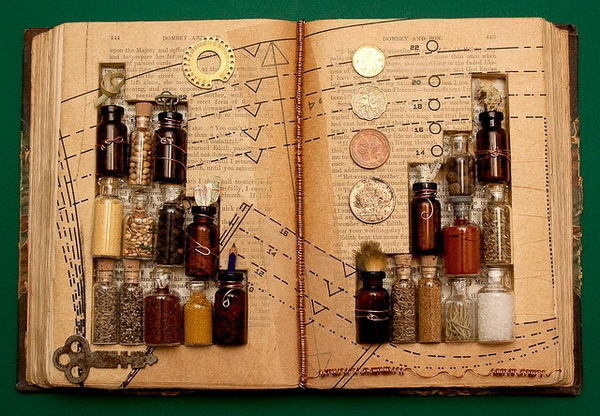 20+ Clever and Cool Old Book Art Examples #old #book #art