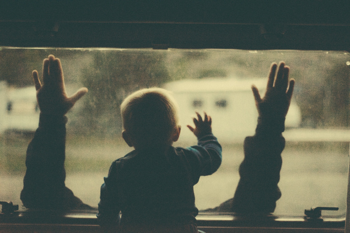 DSC02758 #photo #trip #hands #window #baby