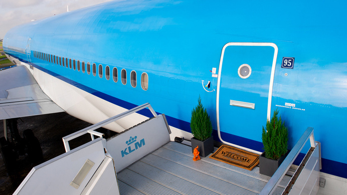 airbnb is offering the chance to spend a night inside a KLM plane... #airbnb