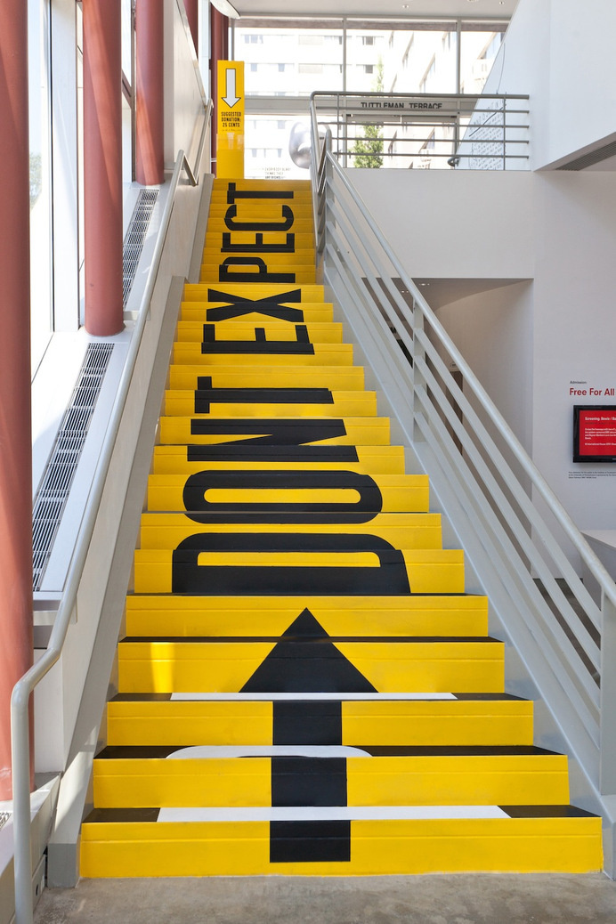The Happy Show by Sagmeister & Walsh #happy #installation #& #the #show #walsh #sagmeister