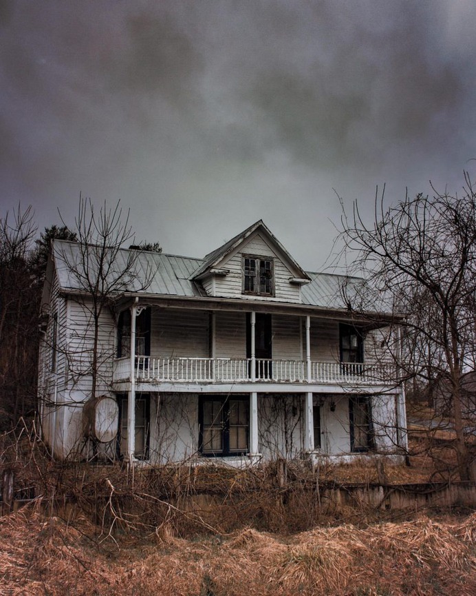 Abandoned Virginia: Charming Urbex Photography by Jessica Doran