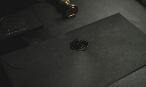 MACHINA NEGRA, BRANDING http://machinanegra.de Copyright 2014 www.thecameokid.com #stamp #kang #branding #machina #hojin #graphic #black #cameokid #logo #negra