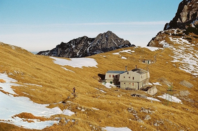 http://www.polerstuff.com/collections/adventures/products/adventure-120