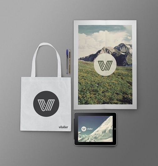 Marca Vlr : Javier Suárez #bag #logo #photography #ipad