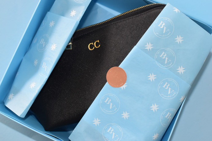 Bon Voyage - Mindsparkle Mag Natasha Gutsan designed the branding for Bon Voyage – a designer brand of luxury vegan personal and travel goods for the discerning traveller. #logo #packaging #identity #branding #design #color #photography #graphic #design #gallery #blog #project #mindsparkle #mag #beautiful #portfolio #designer