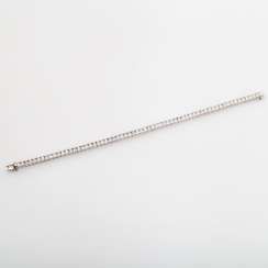 Tennis bracelet with brilliant-cut diamonds together approx. 4 ct