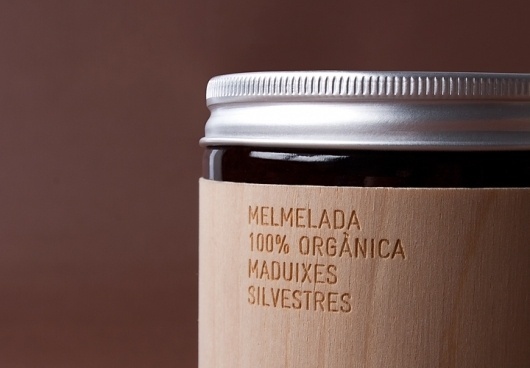 Packaging design for Spanish organic produce maker Mamabrown. Palamós, Girona 2008 #packaging #identity
