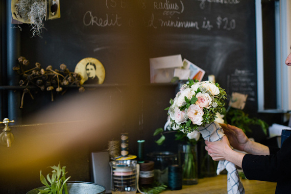 New-York-City-Elopement-3 #apple #bun #blossom #city #big #the #bride #car #taxi #nyc #wedding #flowers