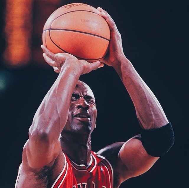 🐐 #chicago #23 #jordan #mj #free #throw #retro #goat #nike #bulls #nba #michael