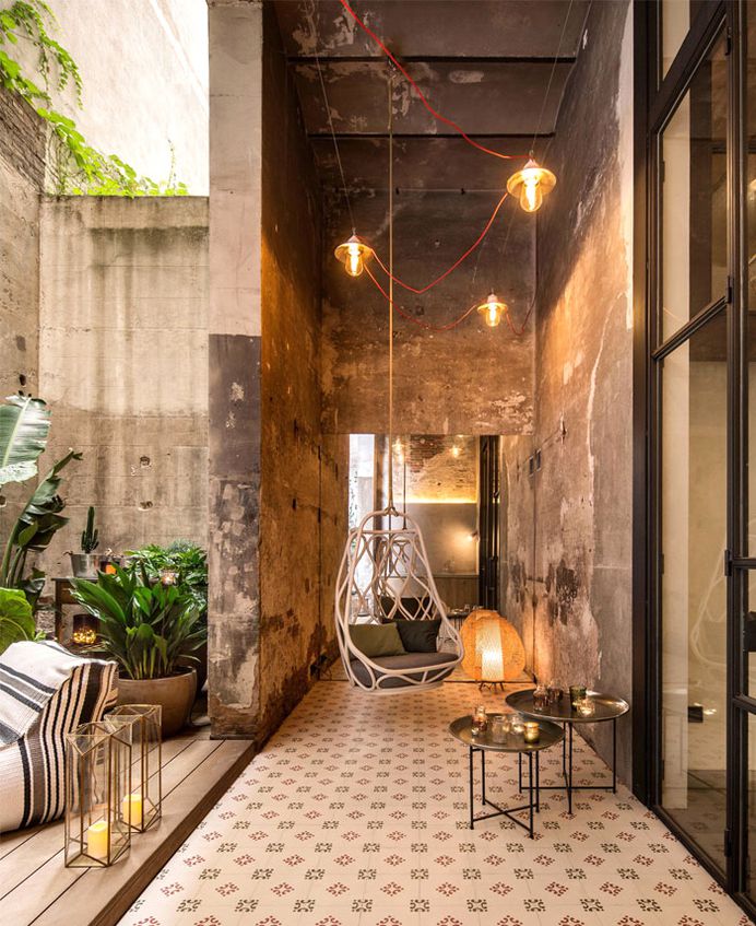 Place to Share and Create - Office of Barcelona-based Meritxell Ribé