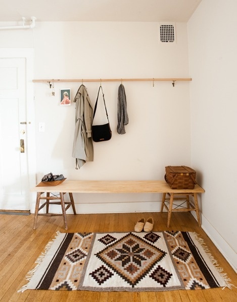 article-image #interior #rug #wood