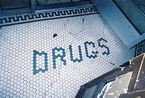 Source: hippiesispunkz #interior #tiles #ground #drugs #floor #mosaic #architecture #typography