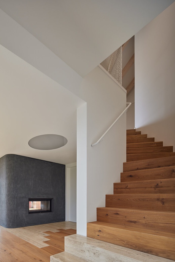 Reconstruction of an Rural Residence by Atelier SAD