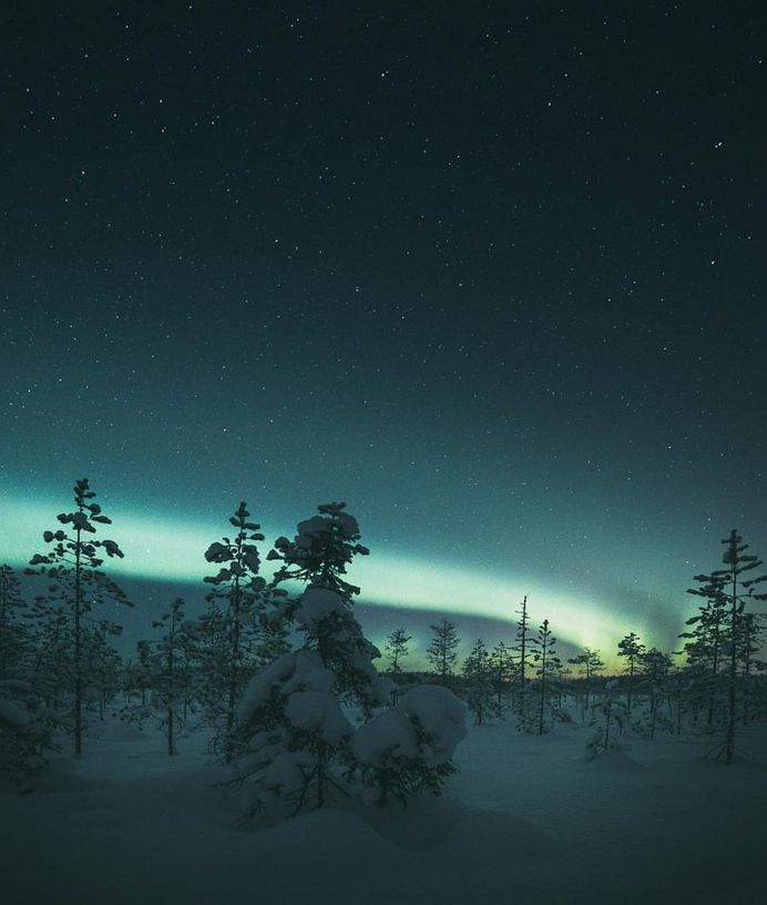 Photographer Jani Ylinampa Captures The Northern Lights in Finland