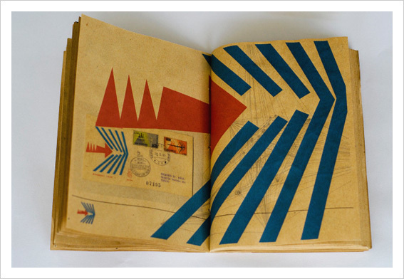 Robert Ettlin xe2x80x93 The Roman Flaneur #blue #plain #red